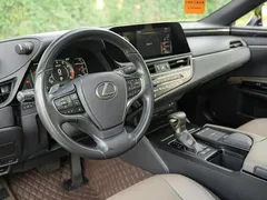 2021 Lexus ES 200, чёрный — фото 9