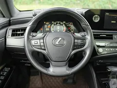 2021 Lexus ES 200, чёрный — фото 20