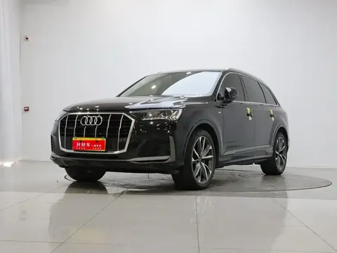 2022 Audi Q7 55 TFSI quattro S line