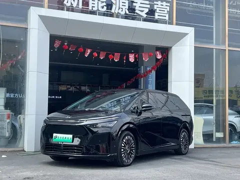 2026 Xpeng X9 1602 Max