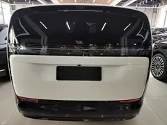 2024 Li Auto MEGA Ultra, белый — фото 6