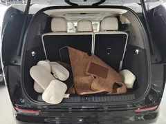 2024 Li Auto MEGA Ultra, белый — фото 19