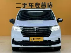 2024 Honda Odyssey 2.0L e:HEV, белый — фото 5