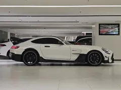 2019 Mercedes-Benz AMG GT — фото 2