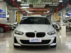 2023 BMW 1 Series 120i M Sport, белый — фото 3