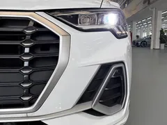 2023 Audi Q3 35 TFSI 1.4T, белый — фото 4
