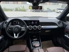 2021 Mercedes-Benz GLB 180, чёрный — фото 11