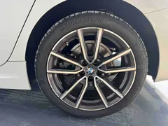 2023 BMW 3 Series 3 320Li M, белый — фото 28