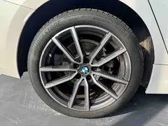 2023 BMW 3 Series 3 320Li M, белый — фото 31