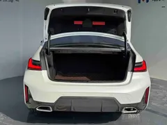 2023 BMW 3 Series 3 320Li M, белый — фото 40