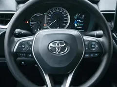 2021 Toyota Levin Hybrid 1.8H E-CVT Base — фото 13