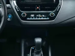 2021 Toyota Levin Hybrid 1.8H E-CVT Base — фото 22
