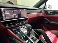 2019 Porsche Cayenne Coupe 3.0T, белый — фото 17