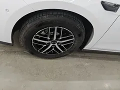 2025 BYD Seal 05 DM-i 120KM, белый — фото 23
