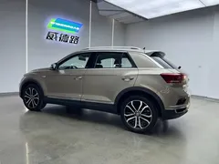 2021 Volkswagen T-Roc 280TSI DSG 30 — фото 4