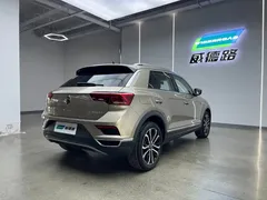 2021 Volkswagen T-Roc 280TSI DSG 30 — фото 6