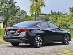 2021 Nissan Teana 2.0T XL, чёрный — фото 13