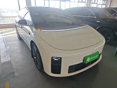 2025 Li Auto i6 2WD, белый — фото 4