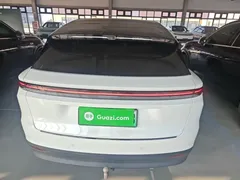 2025 Li Auto i6 2WD, белый — фото 6