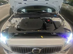 2023 Volvo S60 B4 Luxury, белый — фото 20
