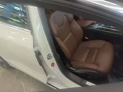 2023 Volvo S60 B4 Luxury, белый — фото 25