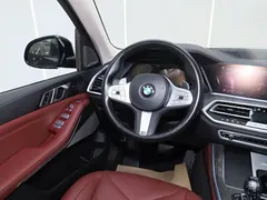 2022 BMW X5 30Li M, чёрный — фото 25
