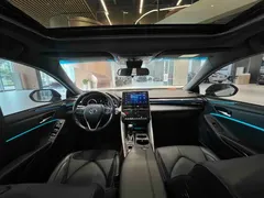 2022 Toyota Avalon Hybrid 2.5L Luxury, белый — фото 12