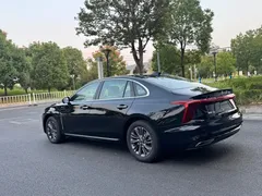 2026 Hongqi H5 1.5T DCT Pro, чёрный — фото 7