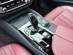2021 BMW 5 Series 5 530Li M, чёрный — фото 14