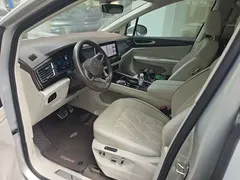2022 Volkswagen Viloran 380TSI Premium — фото 4