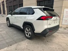 2021 Toyota RAV4 2.0L CVT 2WD Fashion, белый — фото 4