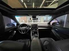 2019 Toyota Avalon 2.0L XLE Premium VI, чёрный — фото 9