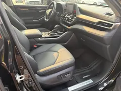 2023 Toyota Highlander 2.5L Smart Hybrid 4WD Luxury 7, чёрный — фото 28