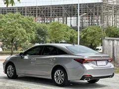 2019 Toyota Avalon 2.0L VI — фото 7