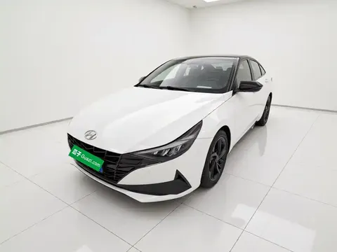 2022 Hyundai Elantra 240TGDi DCT LUX
