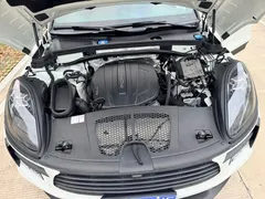 2021 Porsche Macan 2.0T, белый — фото 17