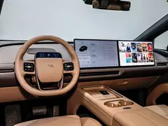 2025 Li Auto i6 2WD, чёрный — фото 15
