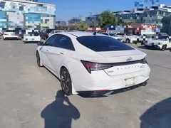 2021 Hyundai Elantra 1.5L CVT GLX, белый — фото 5