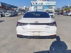 2021 Hyundai Elantra 1.5L CVT GLX, белый — фото 6