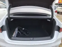 2024 BYD Qin PLUS DM-i 55KM, белый — фото 19