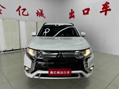2021 Mitsubishi Outlander 2.0L 2WD 5, белый — фото 2