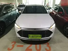2024 BYD Qin PLUS DM-i 55KM, белый — фото 3