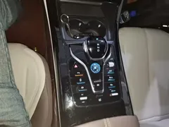 2024 BYD Qin PLUS DM-i 55KM, белый — фото 14