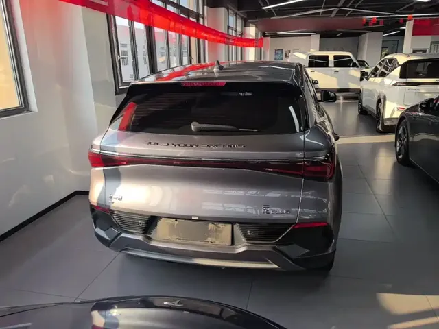 2022 BYD Yuan PLUS 510km Premium