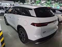 2025 BYD Song Pro DM-i 75KM, белый — фото 5