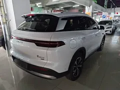 2025 BYD Song Pro DM-i 75KM, белый — фото 7