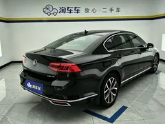 2020 Volkswagen Magotan 330TSI DSG Leading, чёрный — фото 3