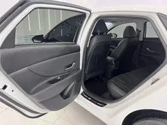 2023 Hyundai Elantra 1.5L CVT GLX Elite, белый — фото 13