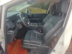 2019 Honda Elysion 2.0L Hybrid Luxury, белый — фото 11