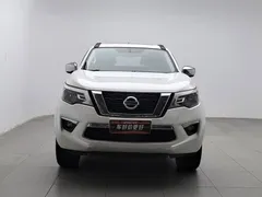 2020 Nissan Terra 2.5L XL Upper 4WD AT 4WD Luxury, белый — фото 3